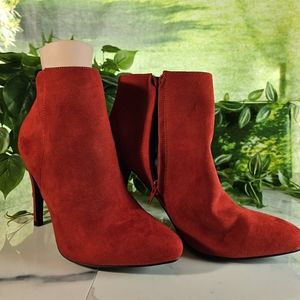 Madden NYC High Heel Ankle Boots-Shoes Faux Suede in Red. Inside Zip-up Size 8.5